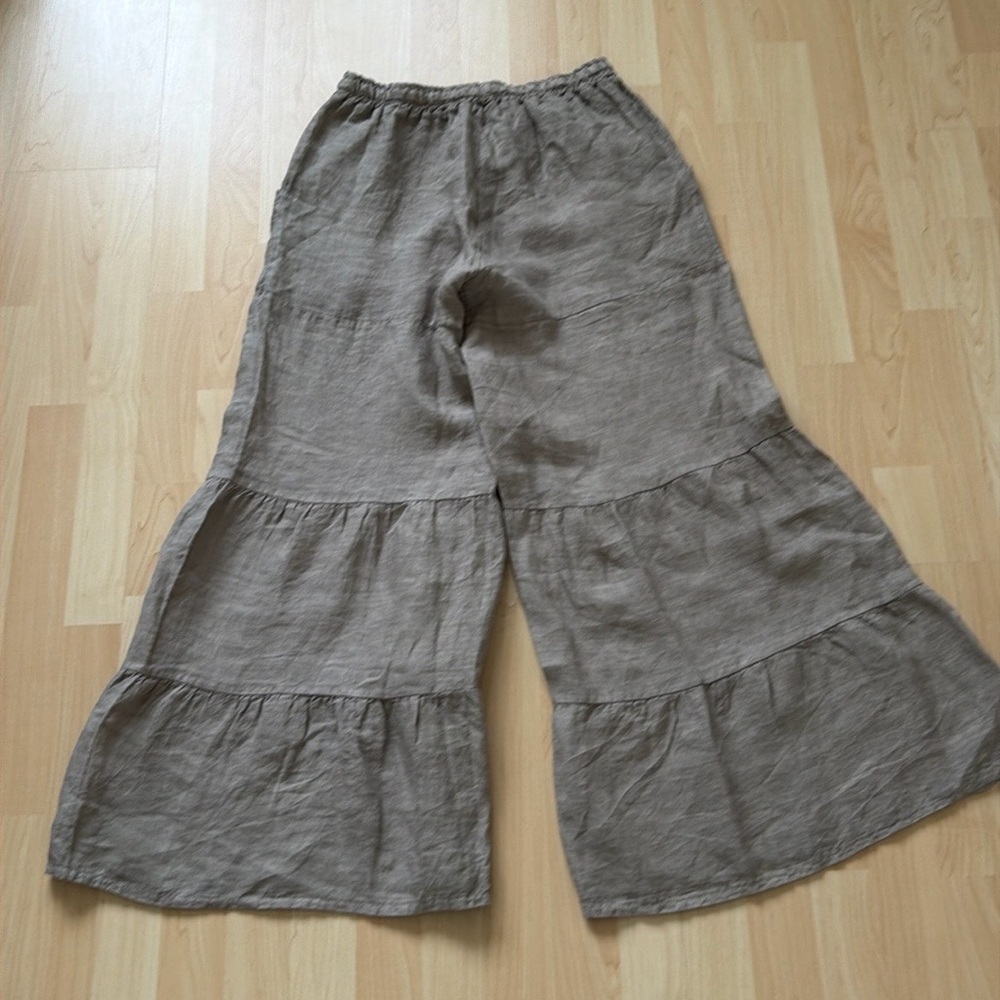 Puro Lino Italy boho light grey linen wide leg flared tiered pants, size S/M